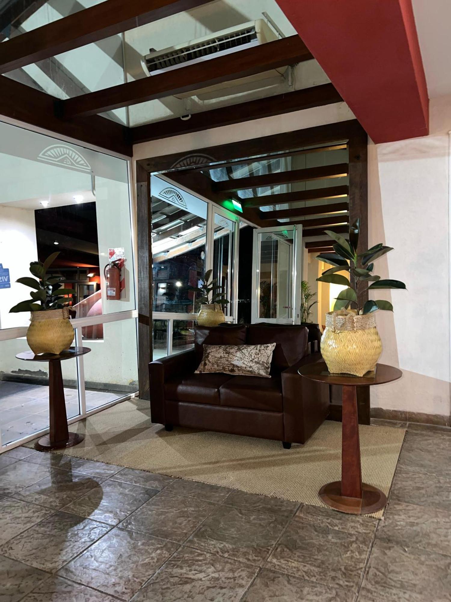Howard Johnson Inn Rosario De La Frontera Exterior photo