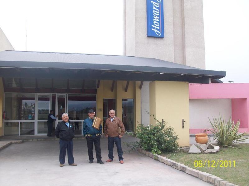 Howard Johnson Inn Rosario De La Frontera Exterior photo